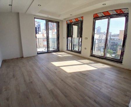 3 ROOM APARTMENT FOR SALE IN THE CITY CENTER