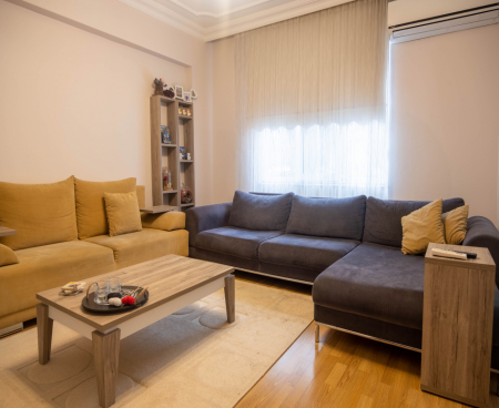 FLAT FOR SALE IN CITY CENTER